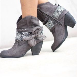 Not Rated Work N Twerk